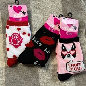 Valentine 6 Pairs Socks - Valentine Women’s Socks NWT 🩷
